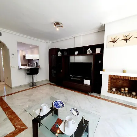 Lomas De Cabopino House *