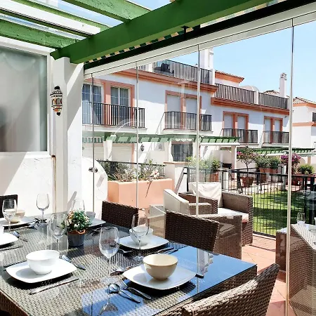 Lomas De Cabopino House Marbella